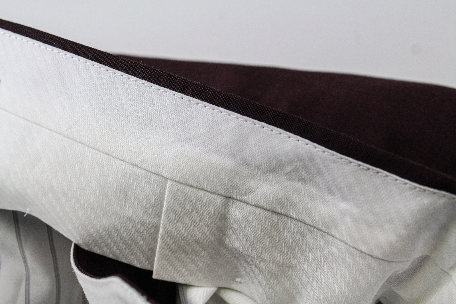 SUITSUPPLY Vigo Men's UK36R Trousers Purple Wool Mohair Classic Pleated Front