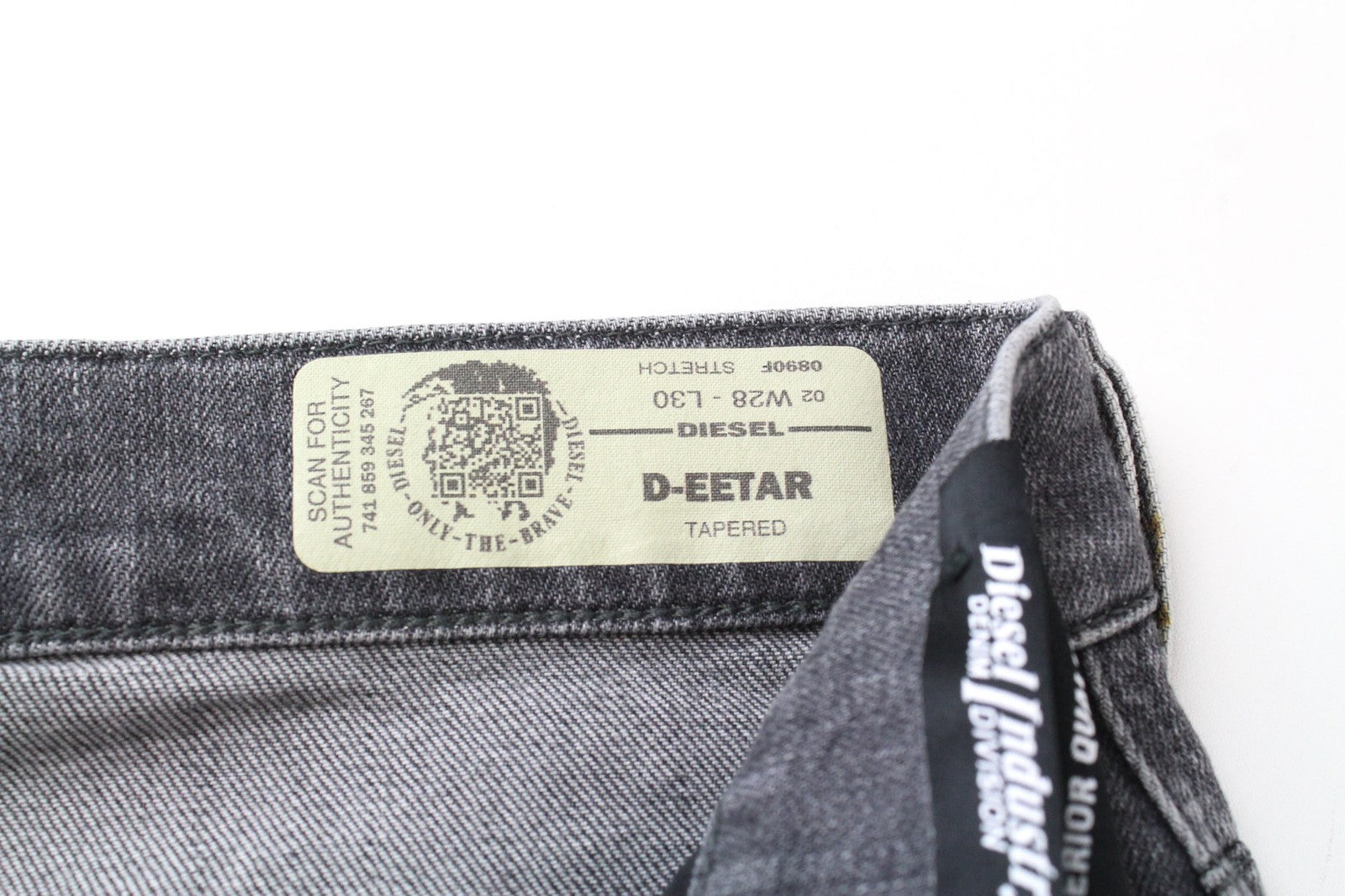 DIESEL D-Eetar 0890F Men's W28/L30 Jeans Ripped Grey Cotton Stretch Tapered Fit