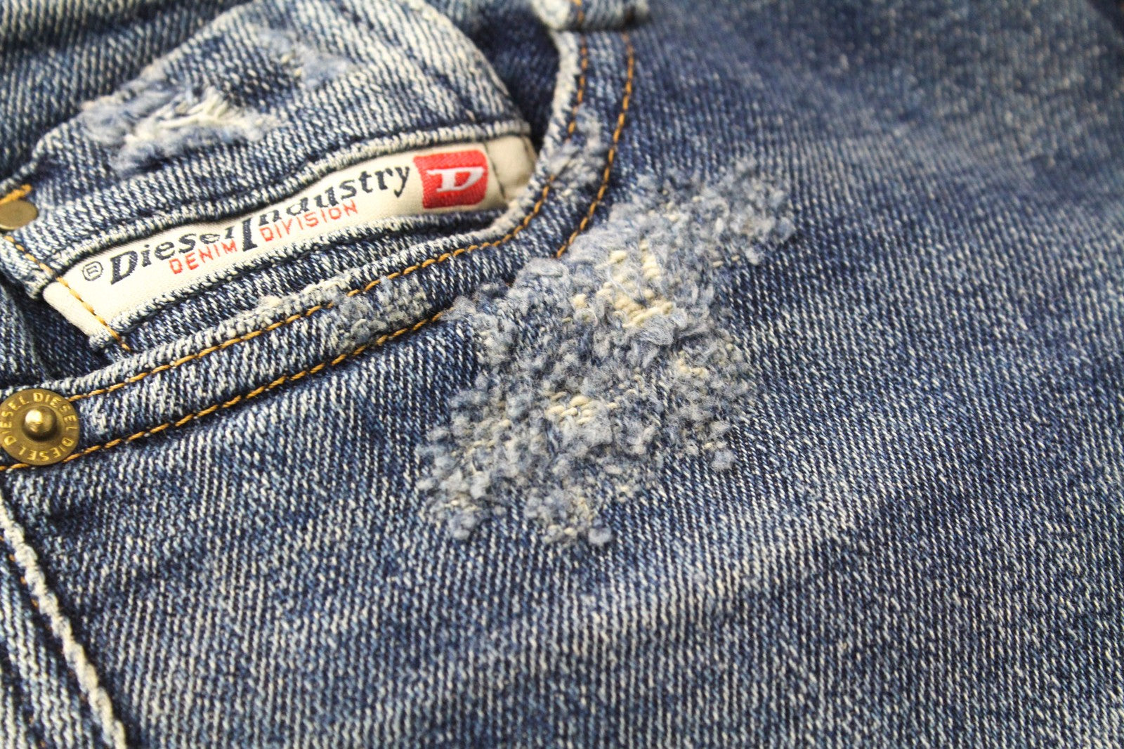 DIESEL D-Rifty 0890Y Women's W23/L30 Jeans Slim Fit Distressed Low Waist Blue