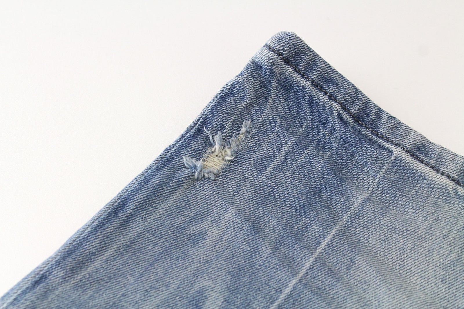 DIESEL D-Strukt 081AP Men's W29/L32 Jeans Distressed Tapered Slim Stretch Blue