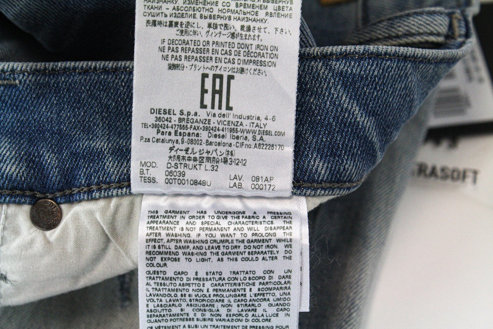 DIESEL D-Strukt 081AP Men's W29/L32 Jeans Distressed Tapered Slim Stretch Blue