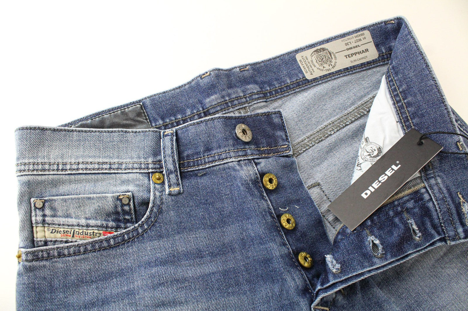 DIESEL Tepphar 0842H Men's W27/L30 Jeans Slim Carrot Fit Button Light Blue