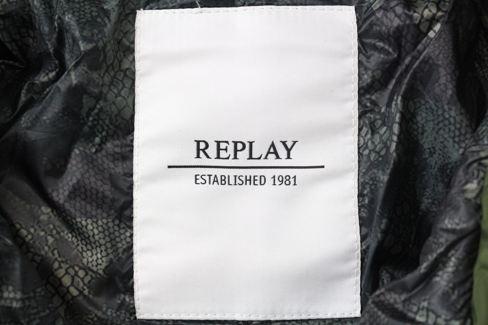 REPLAY Women's Hooded Parka M Green Faux Fur Zip Snap Lined Padded Jacket