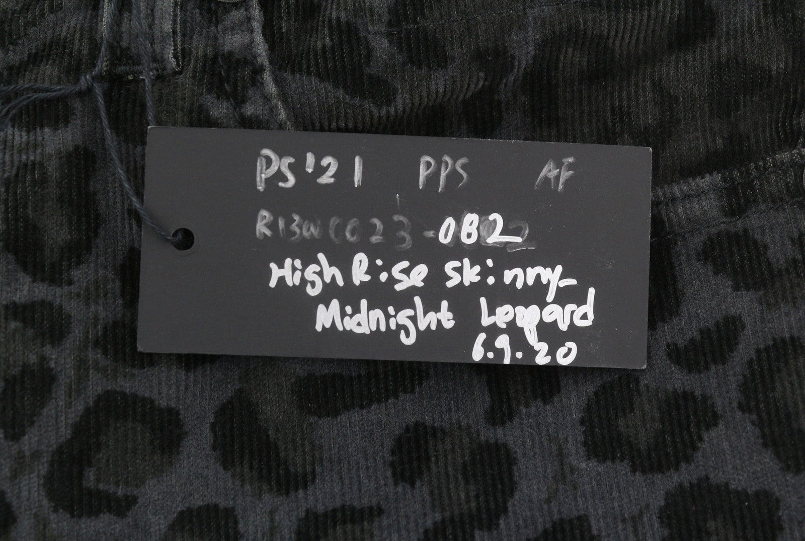 R13 High Rise Skinny Women Trousers 27 Midnight Leopard Corduroy Zip Fly Grey