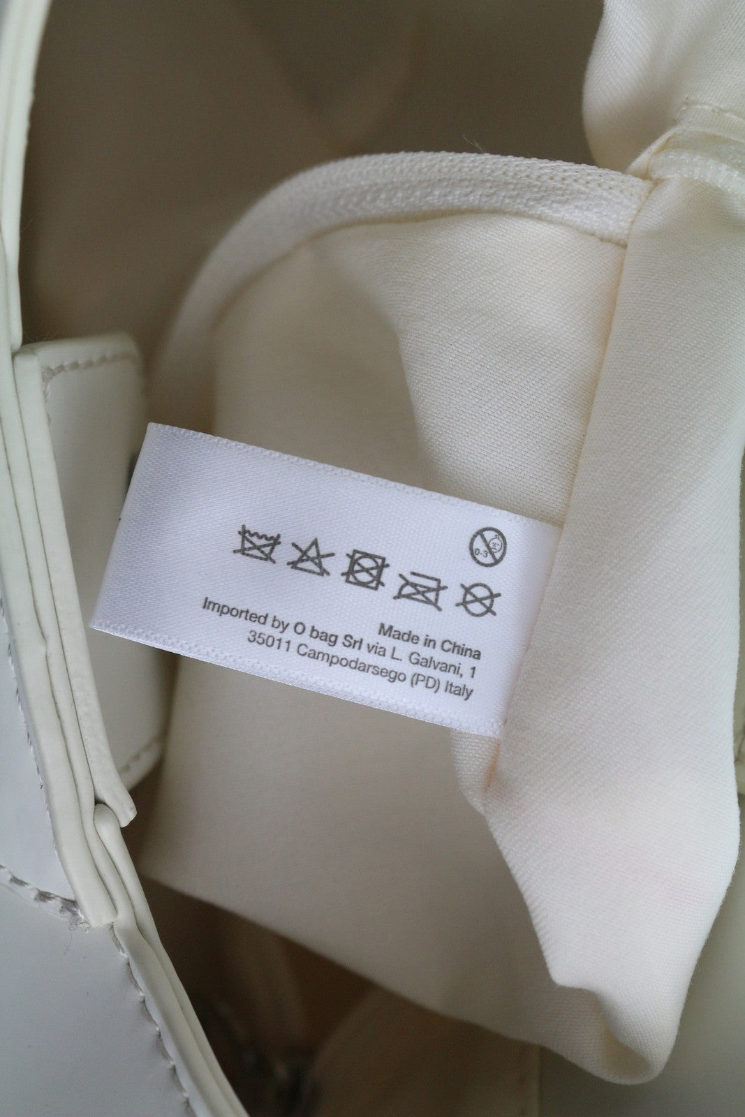 O BAG Ginevra Women Bag OS White Magnetic Closure Lined Hobo Crossbody Logo