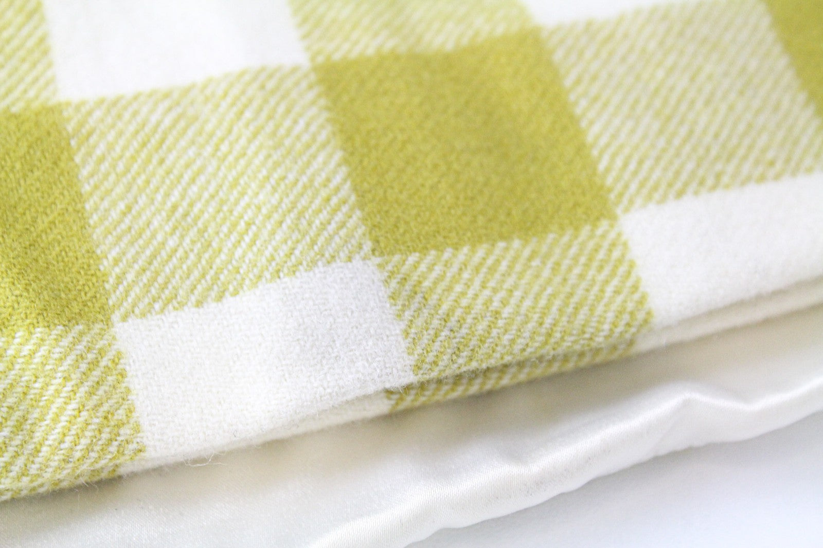 SUISTUDIO Calvin Women's Skirt UK8 Green Checked Pure Wool Lined Belted Mini