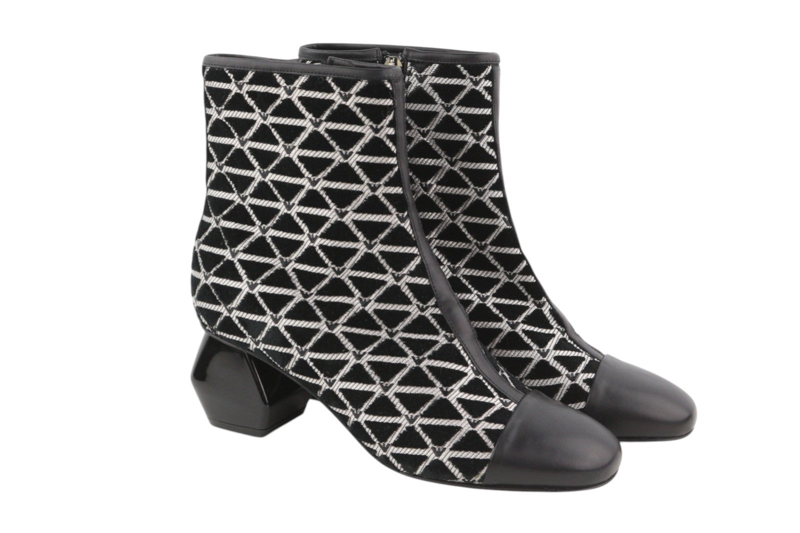 EMPORIO ARMANI X3M294 Women Boots EU37 Black Leather Details Logo Print Heeled
