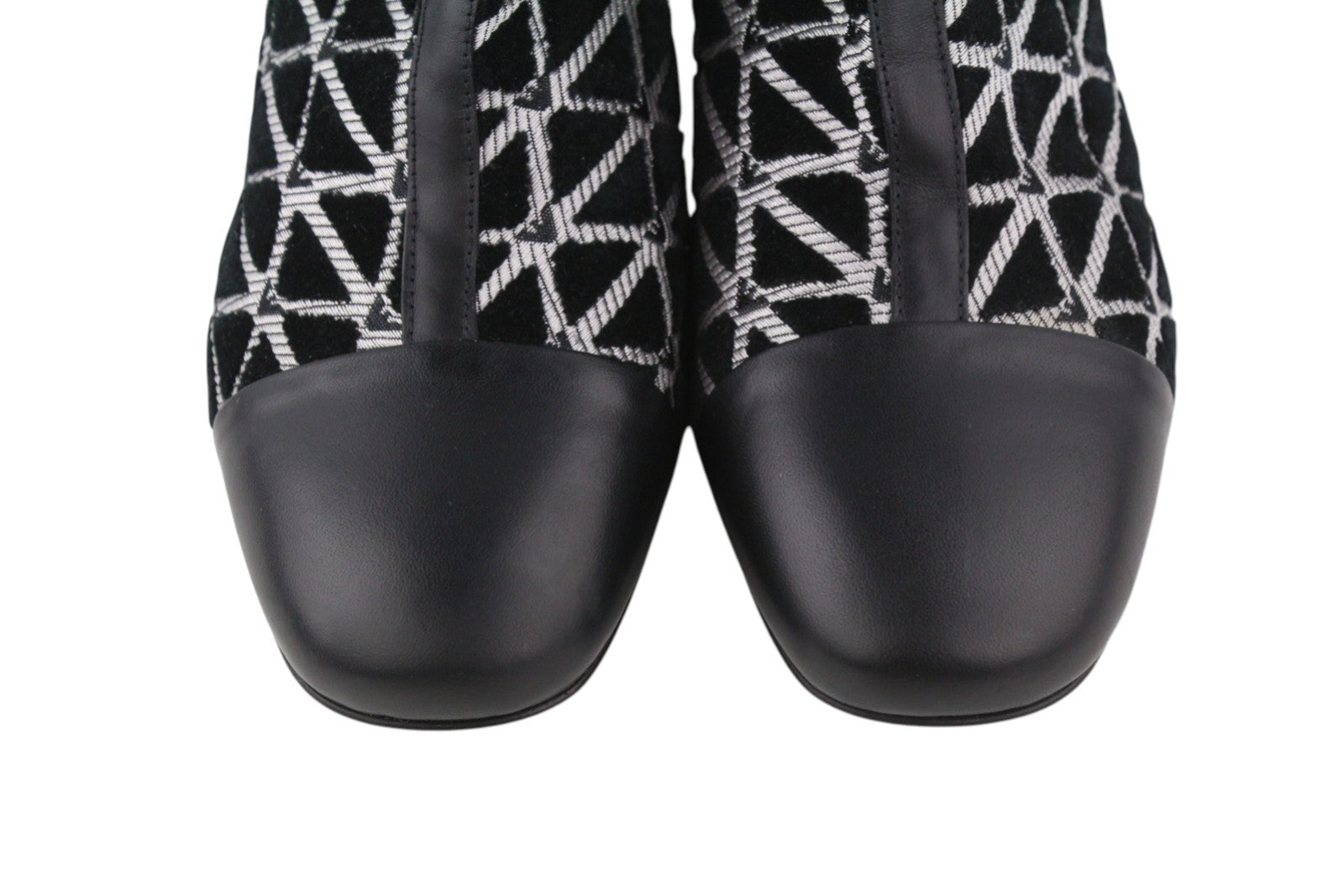 EMPORIO ARMANI X3M294 Women Boots EU37 Black Leather Details Logo Print Heeled