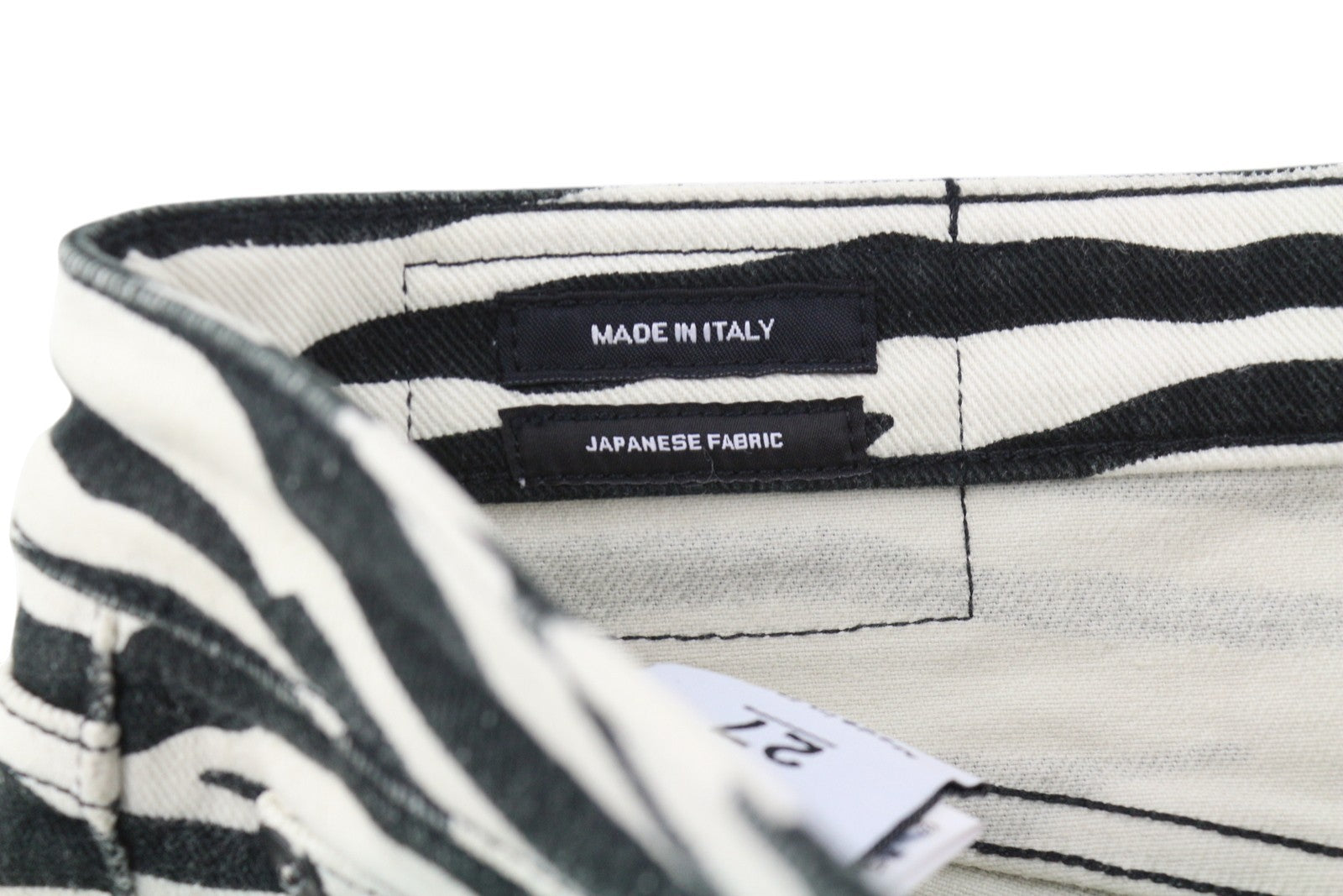 R13 Kick Fit Women Jeans 27 Zebra Print Ankle Length Cropped Flared Fit RRP€499