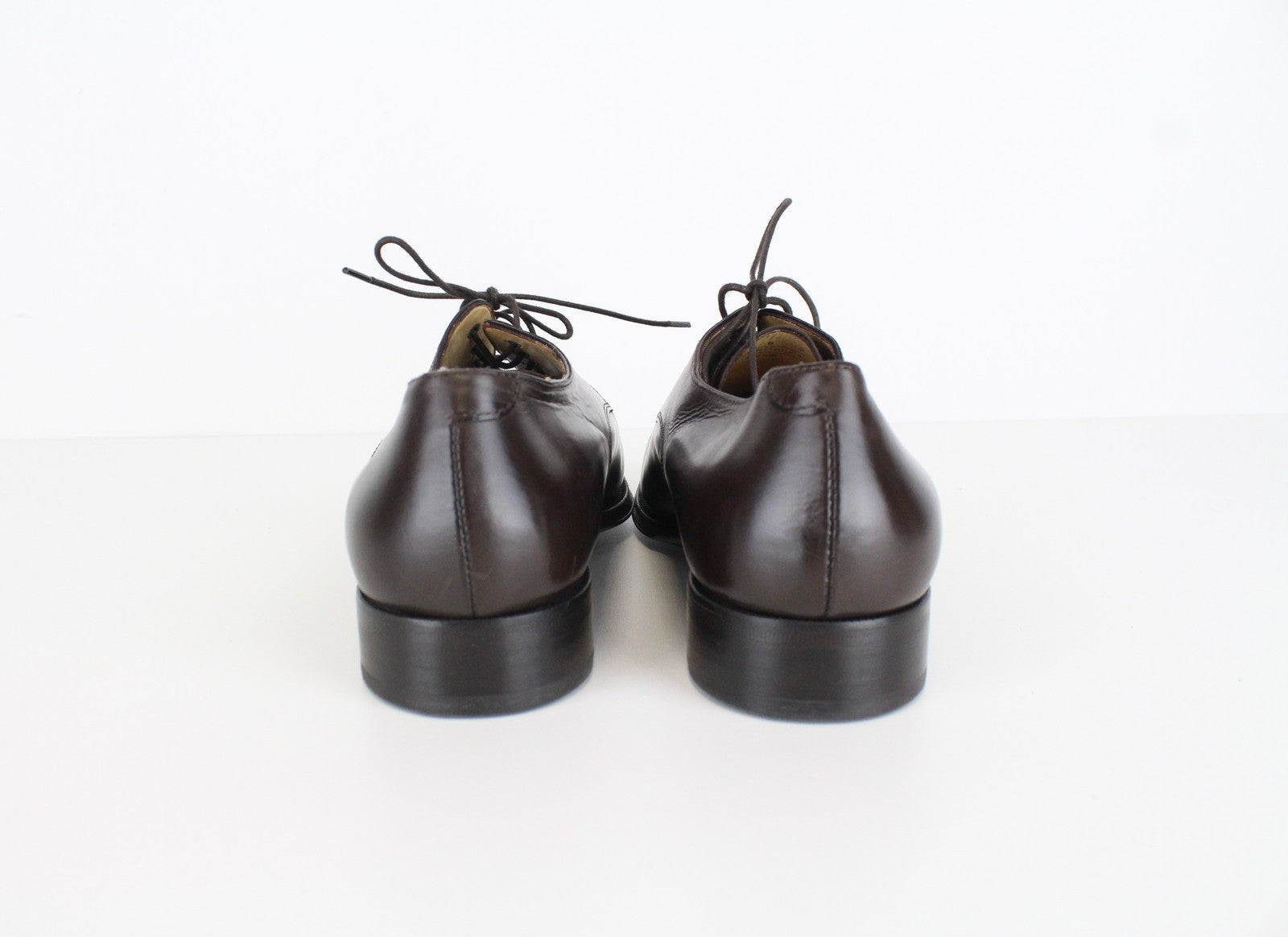 SUITSUPPLY Men's EU42 Brown Leather Classic Laced Low-Top Shoes