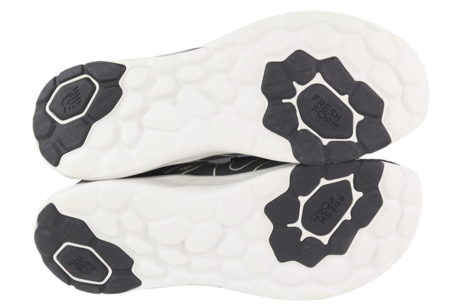 NEW BALANCE Roav V2 Men Sneakers EU42.5 Black Fresh Foam Low Lace Sports Running