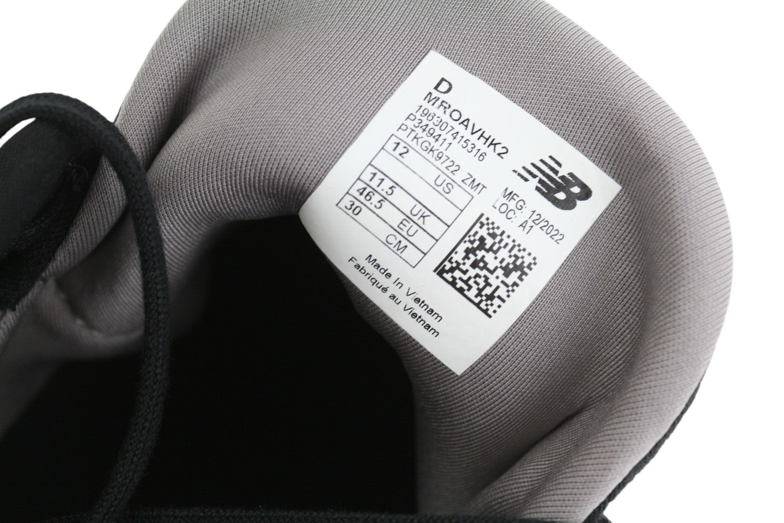 NEW BALANCE Roav V2 Men Sneakers EU46.5 Black Fresh Foam Low Top Sports Running