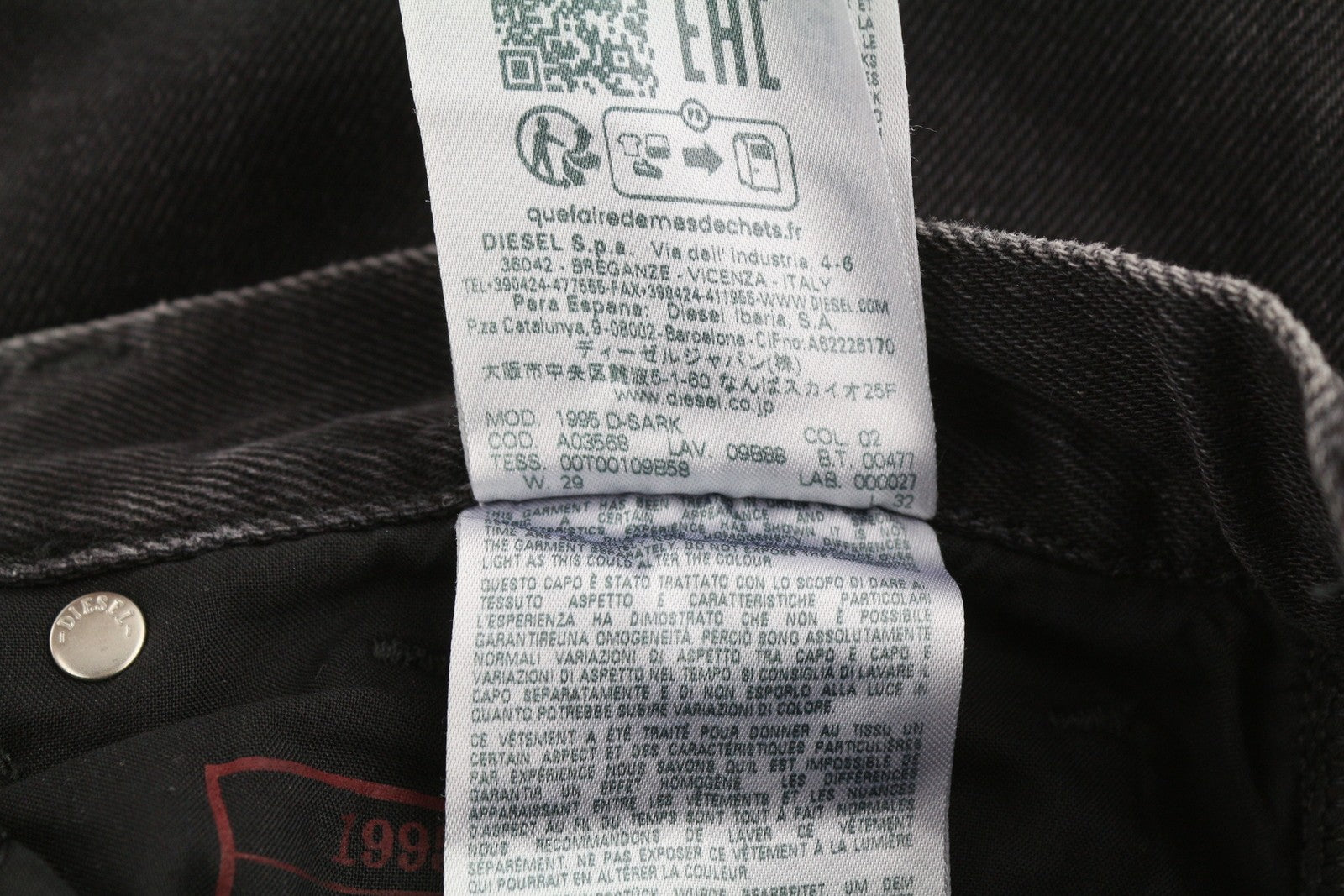 DIESEL 1995 D-Sark 09B88 Men Jeans W29/L32 Black Slim Fit Straight Leg RRP€185