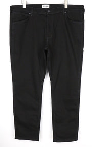 WRANGLER Greensboro Men's Jeans W42 L32 Black Straight Stretch Denim 5 Pockets