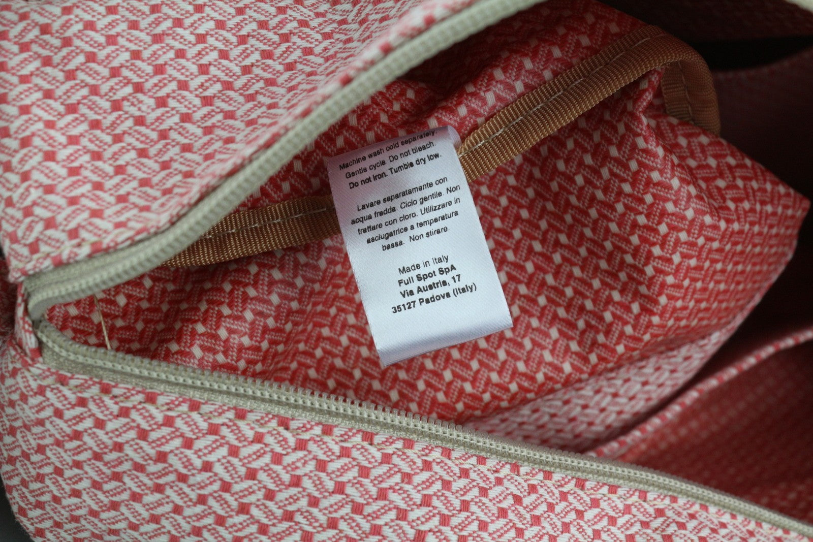 O BAG Women Bag OS Grey Soft Inner Zipper Bag Double Handles Square Logo Casual