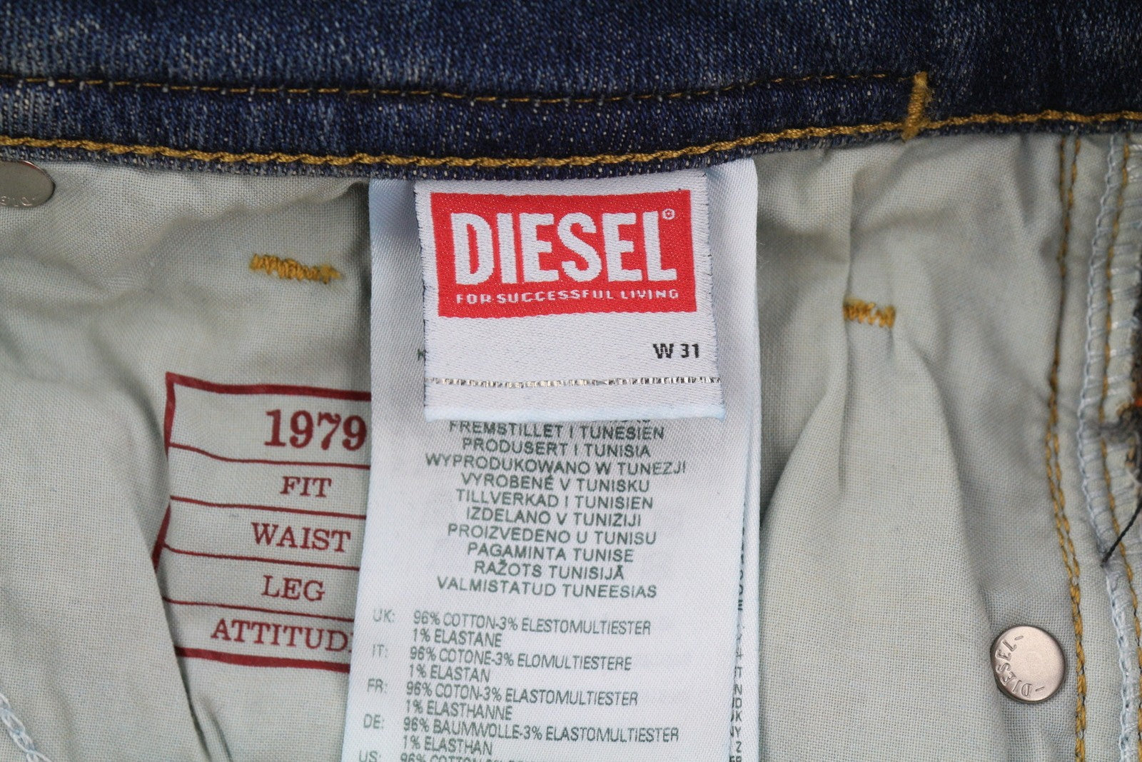 DIESEL 1979 Sleenker 09D94 Men Jeans W31/L32 Blue Aged Look Skinny Low RRP€255