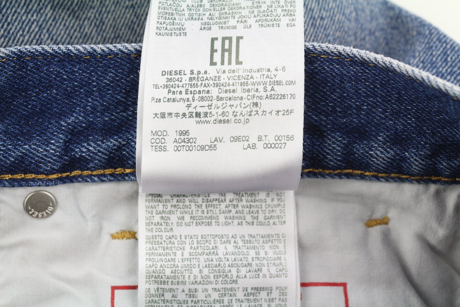 DIESEL 1995 09E02 Men Jeans W33/L30 Blue Distress Ripped Slim Straight RRP$375