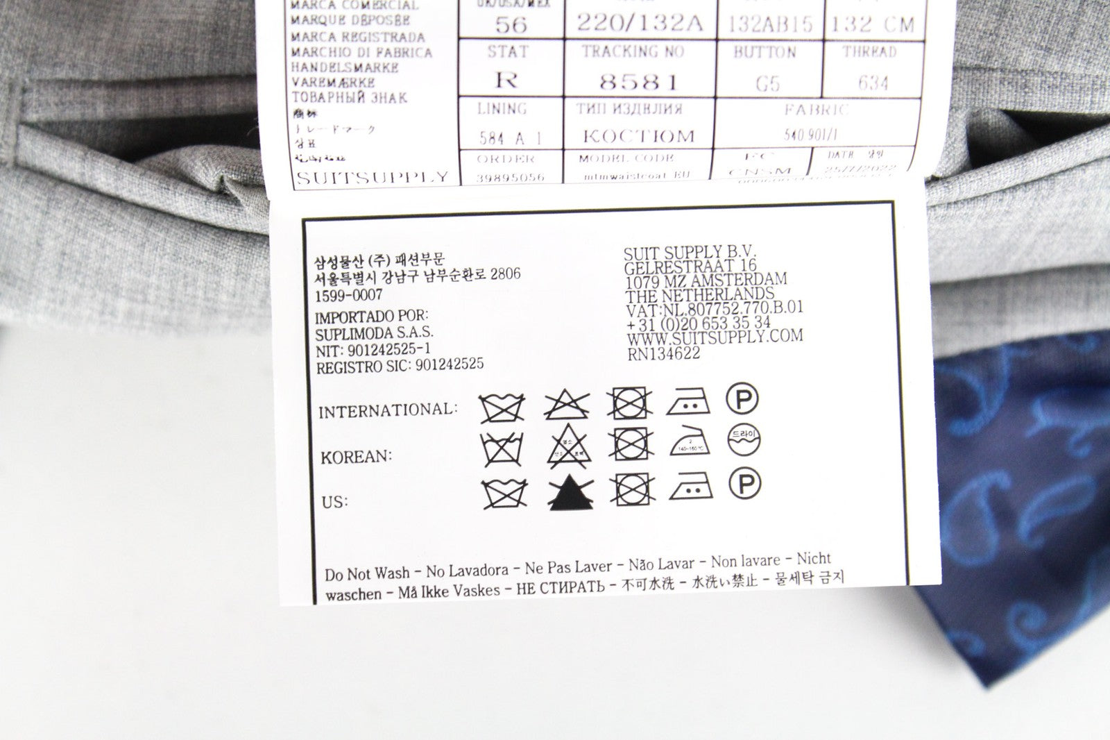 „SUITSUPPLY Ferrara“ liemenė UK56R pilka melanžo vilnonė plona V formos iškirpte suknelė 