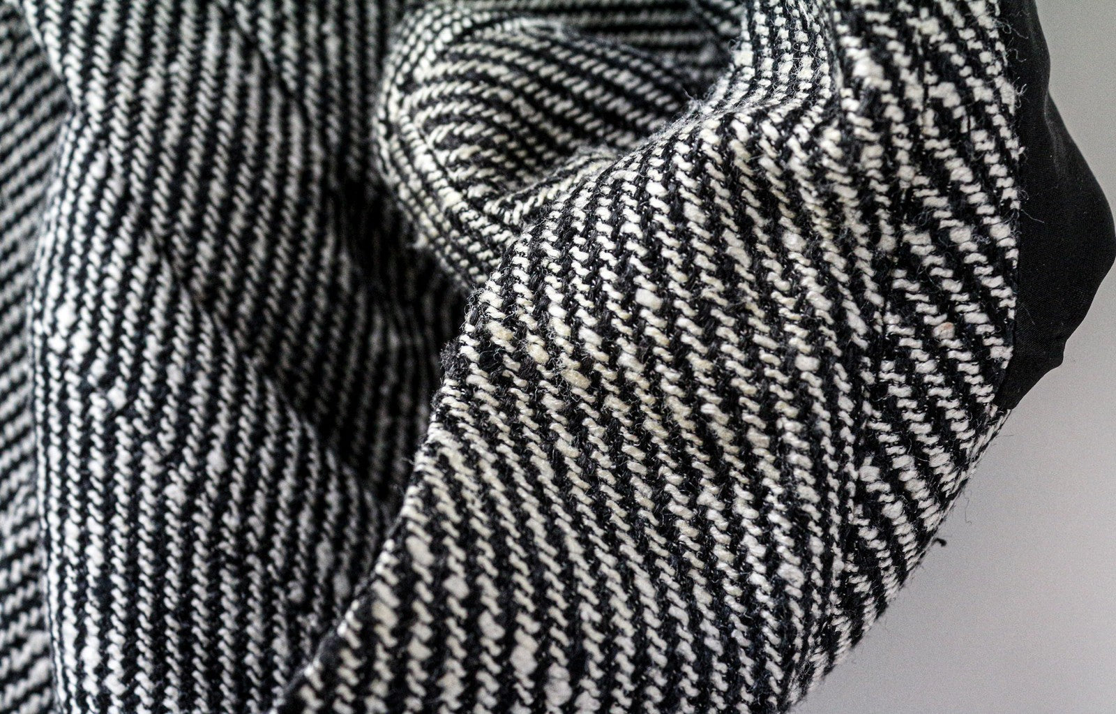 SUITSUPPLY Olivia Women's UK8R Grey Silk Cotton Patterned Peak Lapel Blazer