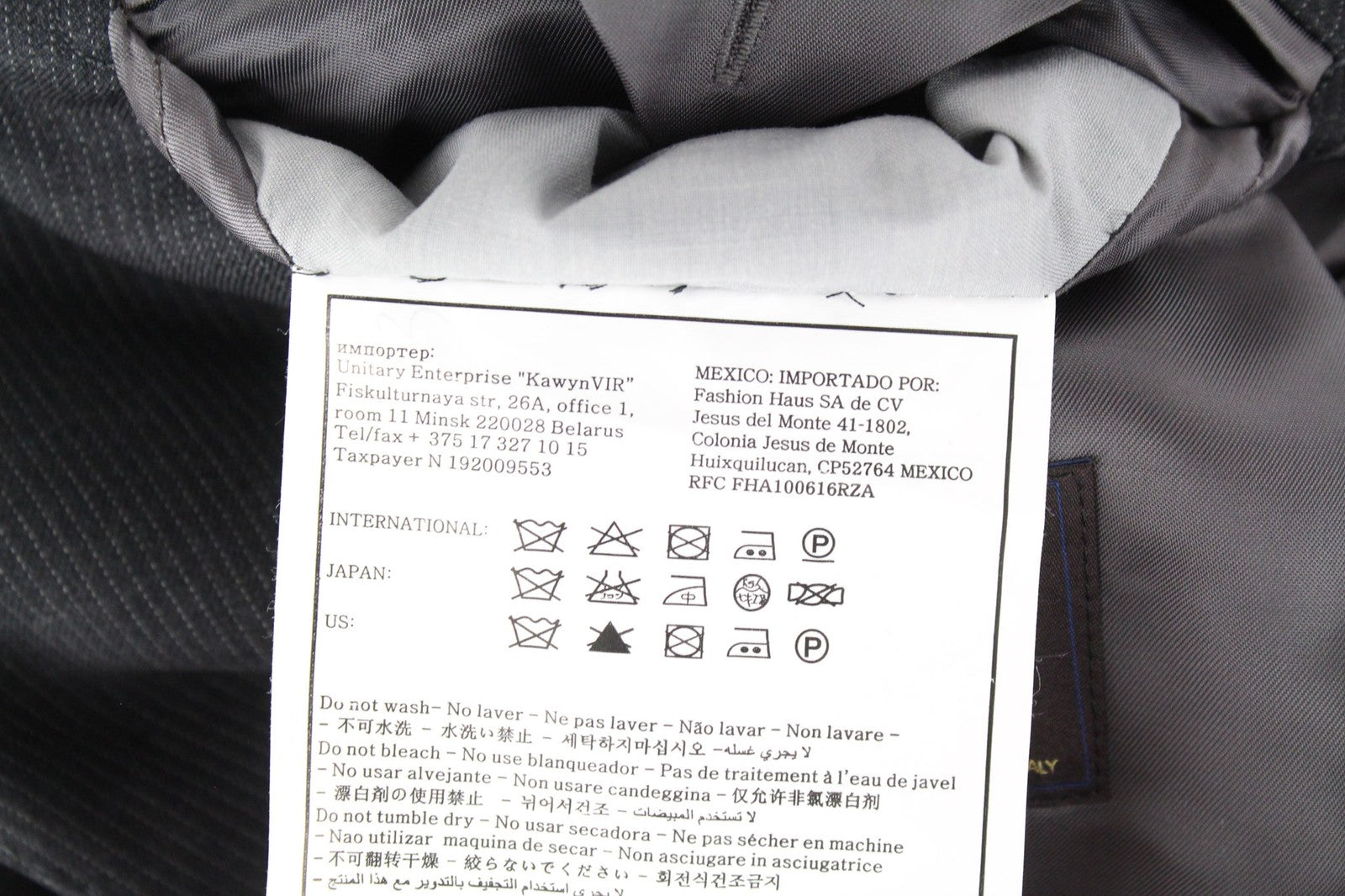 „SUITSUPPLY Napoli“ vyriškas pilkas vilnonis dryžuotas švarkas „Super 110's“, 38L dydis 