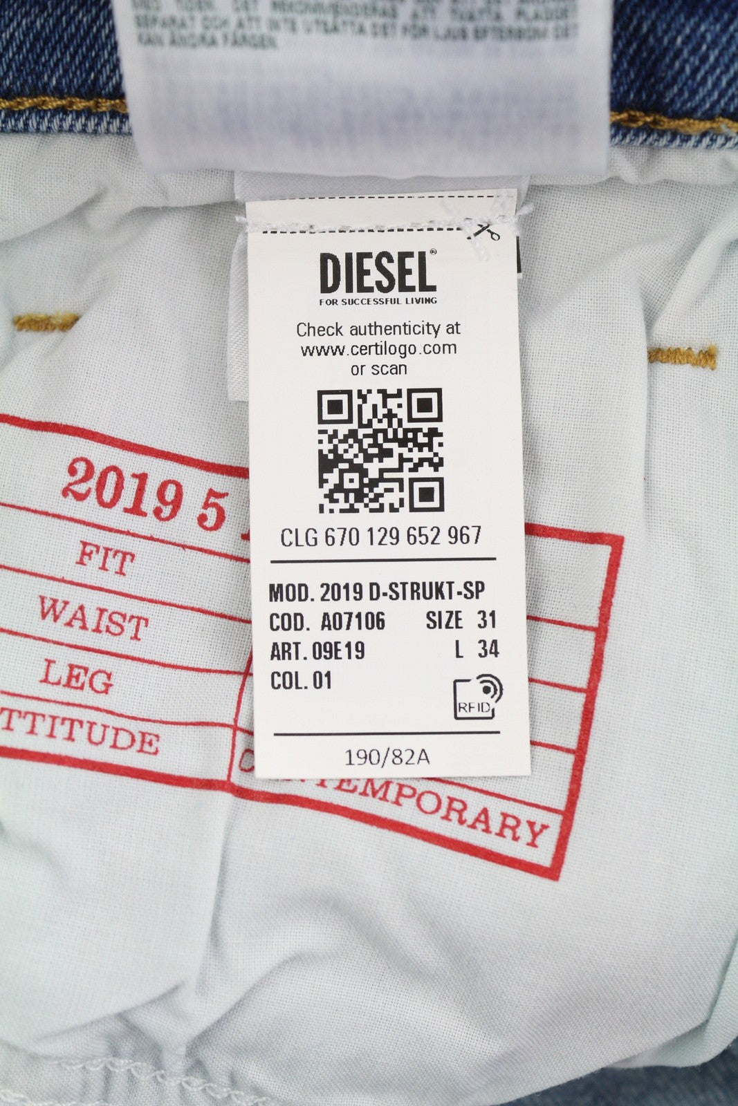 DIESEL 2019 D-Strukt-Sp 09E19 Men Jeans W31/L34 Blue Faded Washed Slim Leg Zip