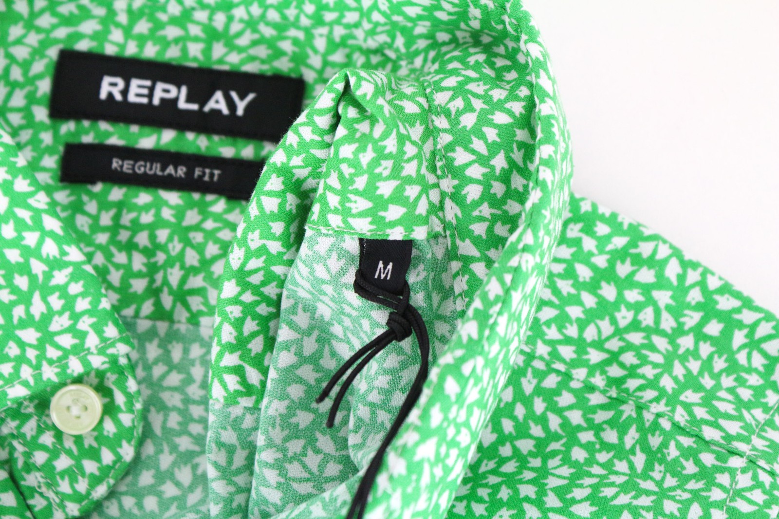 REPLAY Men's M Light Green Print Cotton Button-Up Shirt Cuffed Sleeve Design