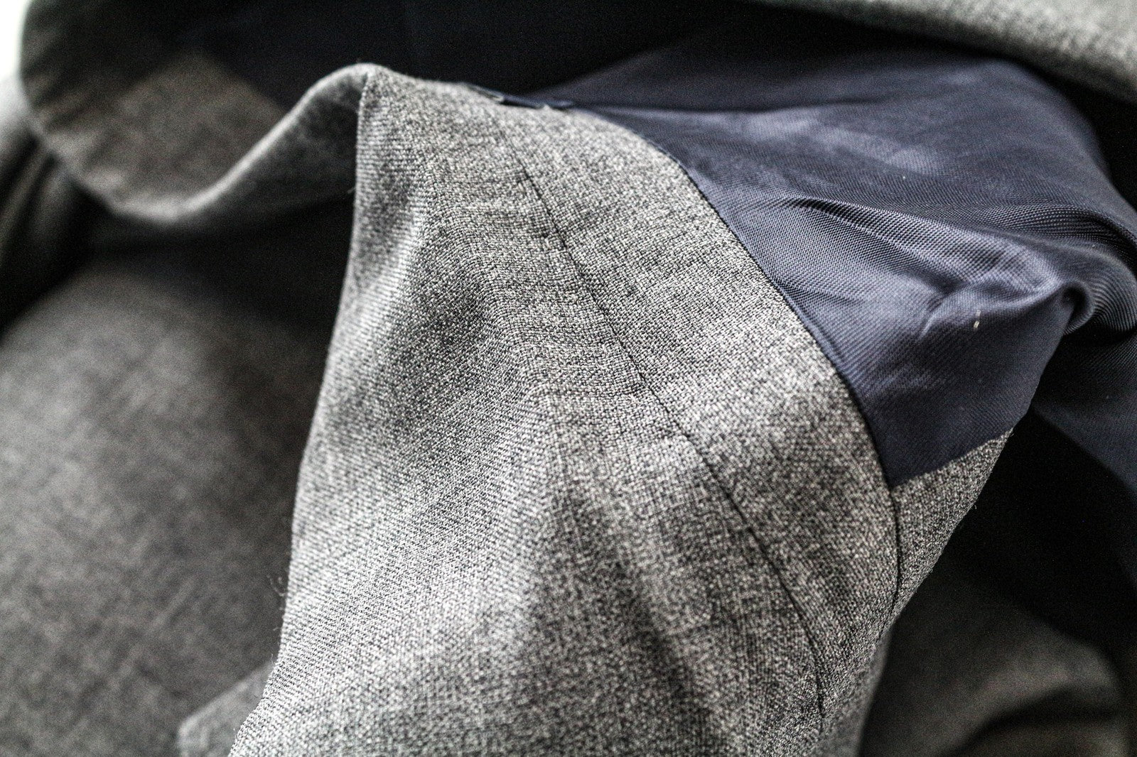 SUITSUPPLY La Spalla vyriškas švarkas UK30R vidutinio pilkumo vilnos S120s plonas melanžas 