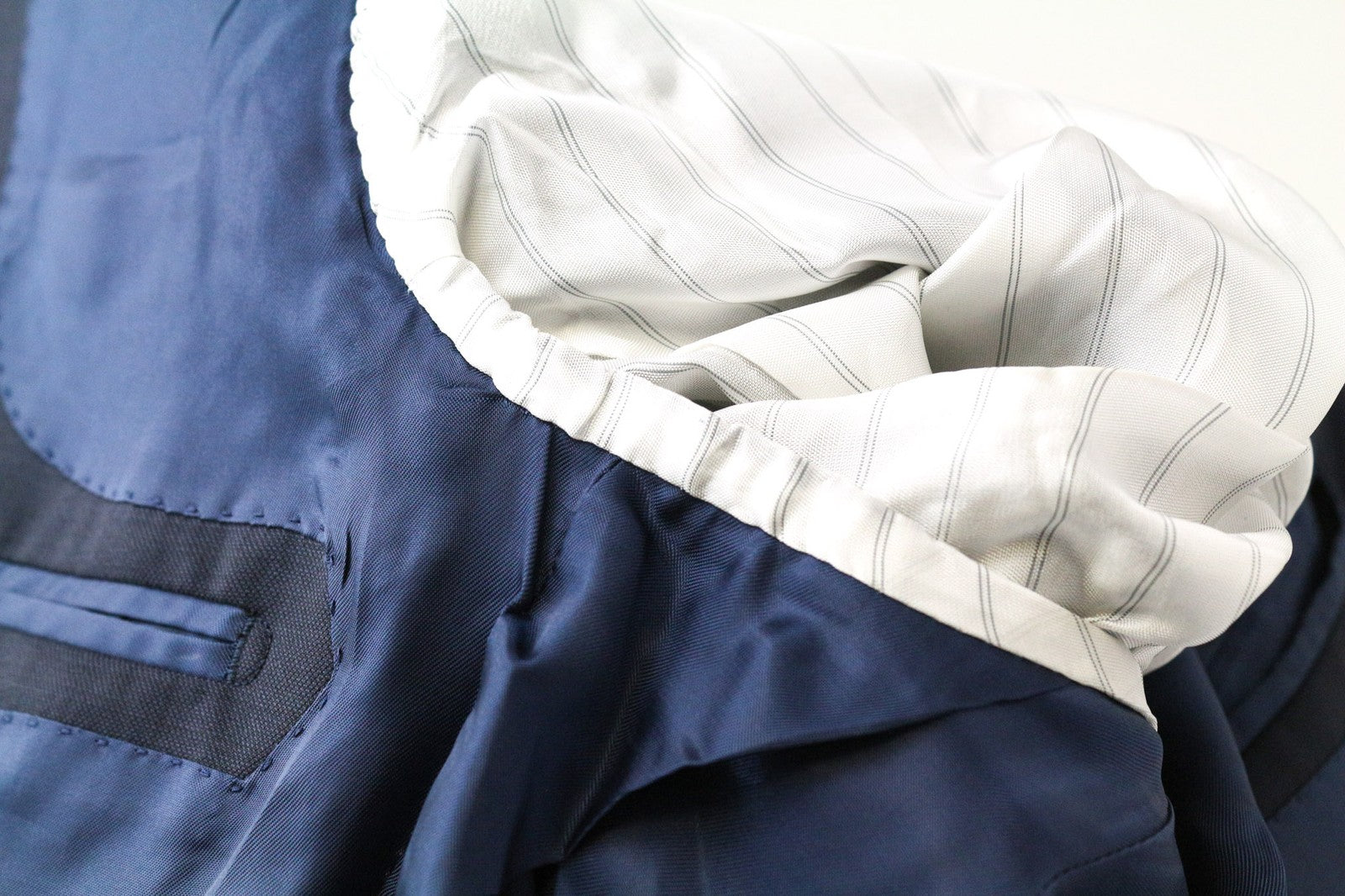 SUITSUPPLY Lazio Men's Suit UK34S Blue Wool Slim Melange 3-Piece Classic