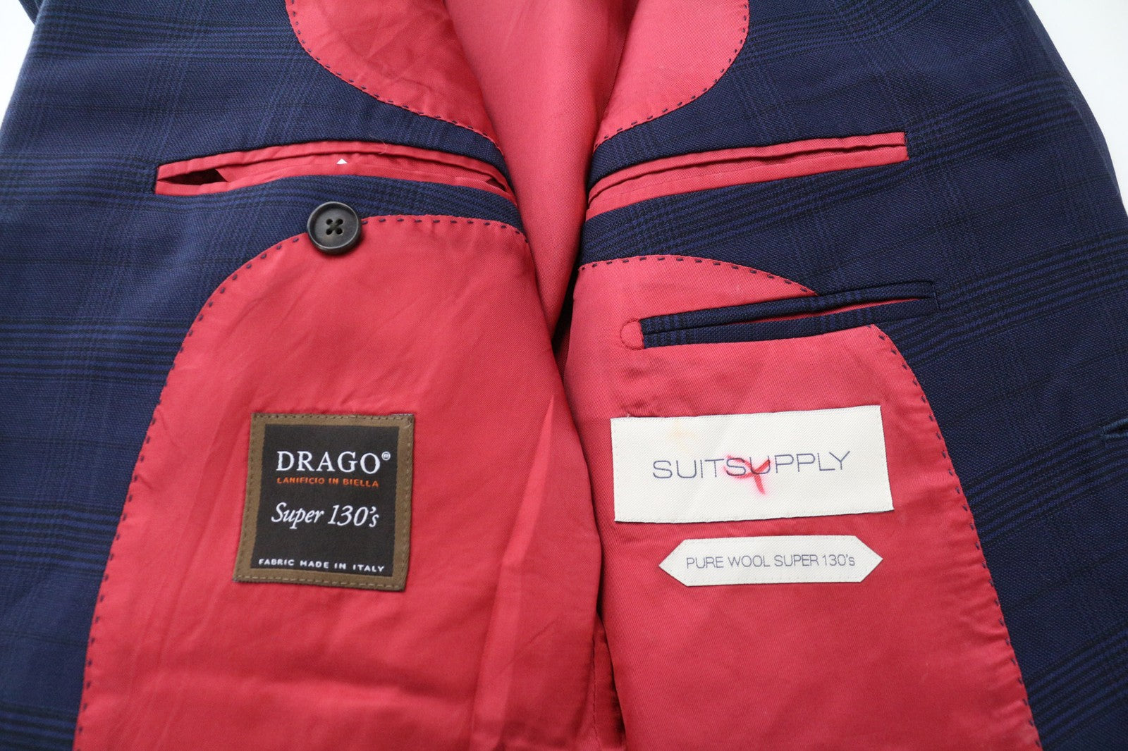 „SUITSUPPLY Sienna“ vyriškas mėlynas languotas vilnonis švarkas su languotais raštais (UK34R, S130) su plonu tiesiu raštu