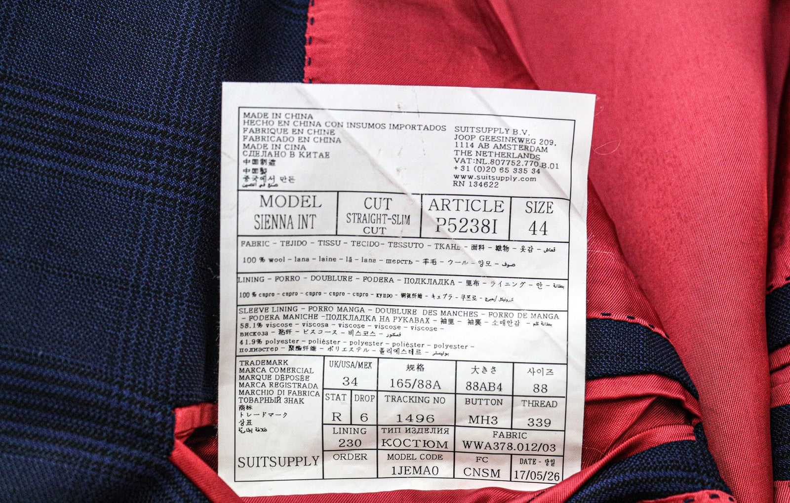 „SUITSUPPLY Sienna“ vyriškas mėlynas languotas vilnonis švarkas su languotais raštais (UK34R, S130) su plonu tiesiu raštu