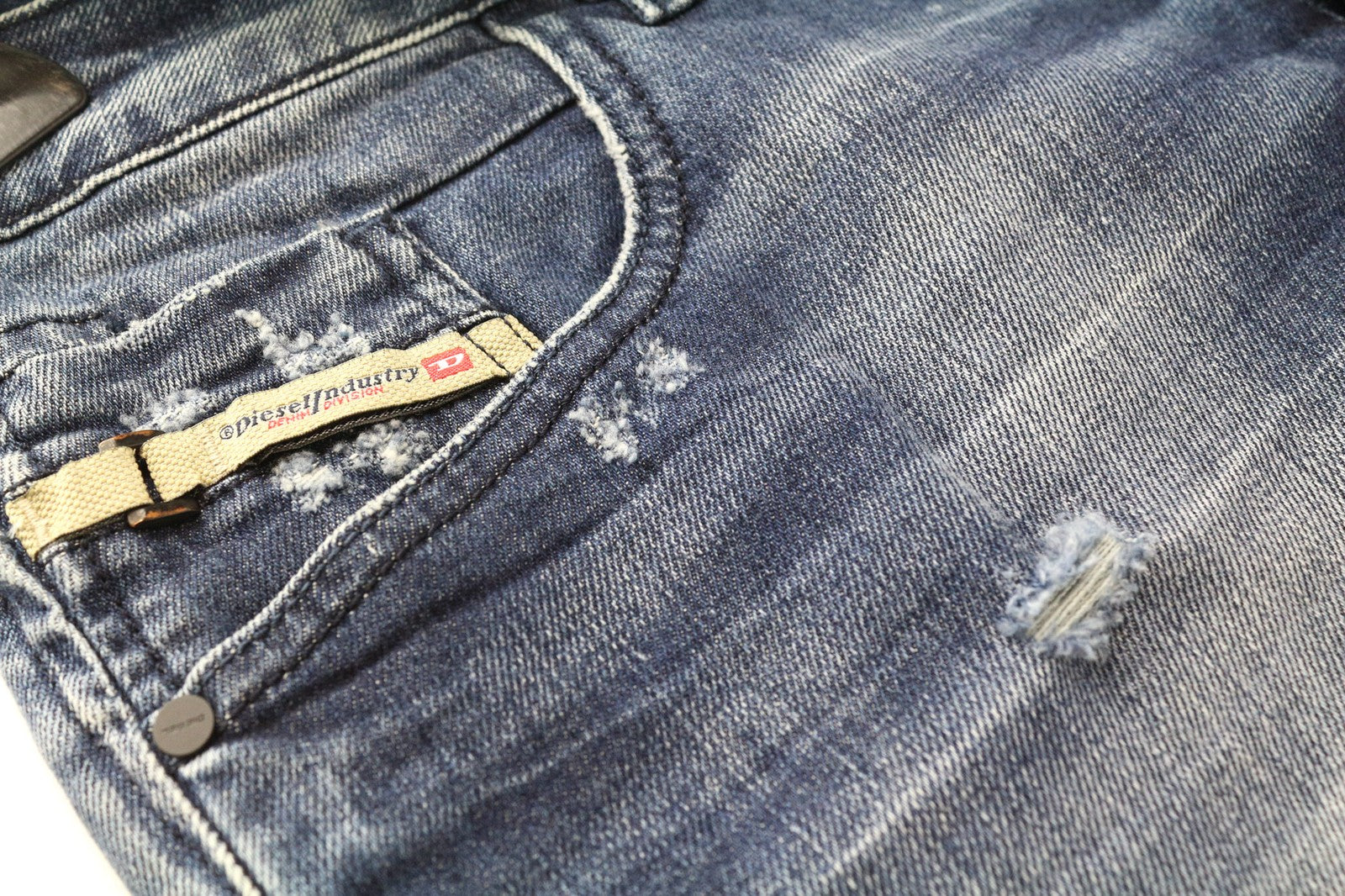 DIESEL D-Bazer 084DD Men's Jeans W29/L34 Distressed Blue Tapered Stretch Fit