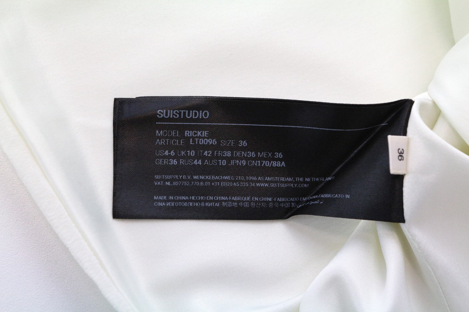 SUISTUDIO Rickie Women's Top UK10 Off-White Silk Slim V-Neck Sleeveless Camisole