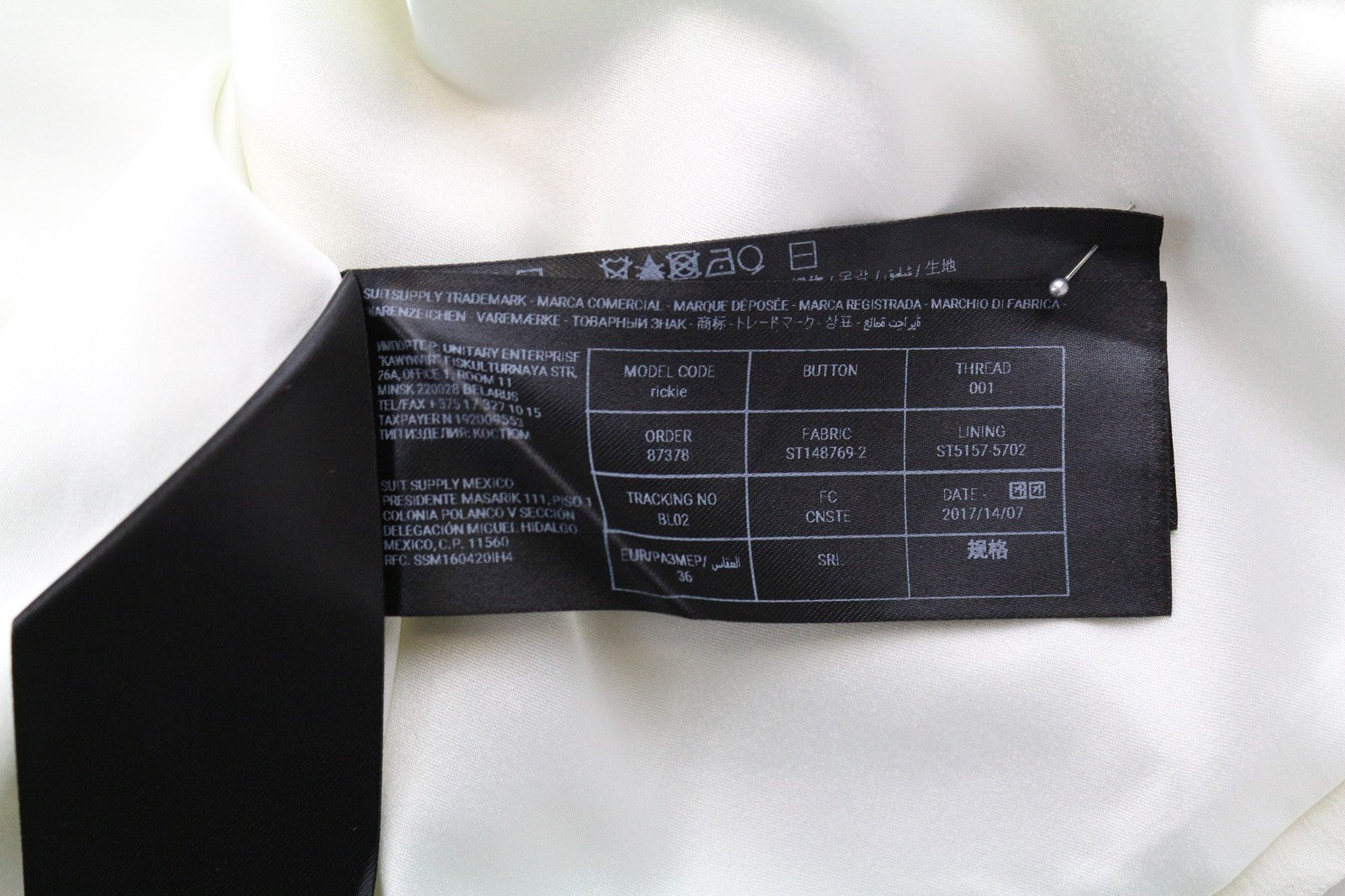 SUISTUDIO Rickie Women's Top UK10 Off-White Silk Slim V-Neck Sleeveless Camisole