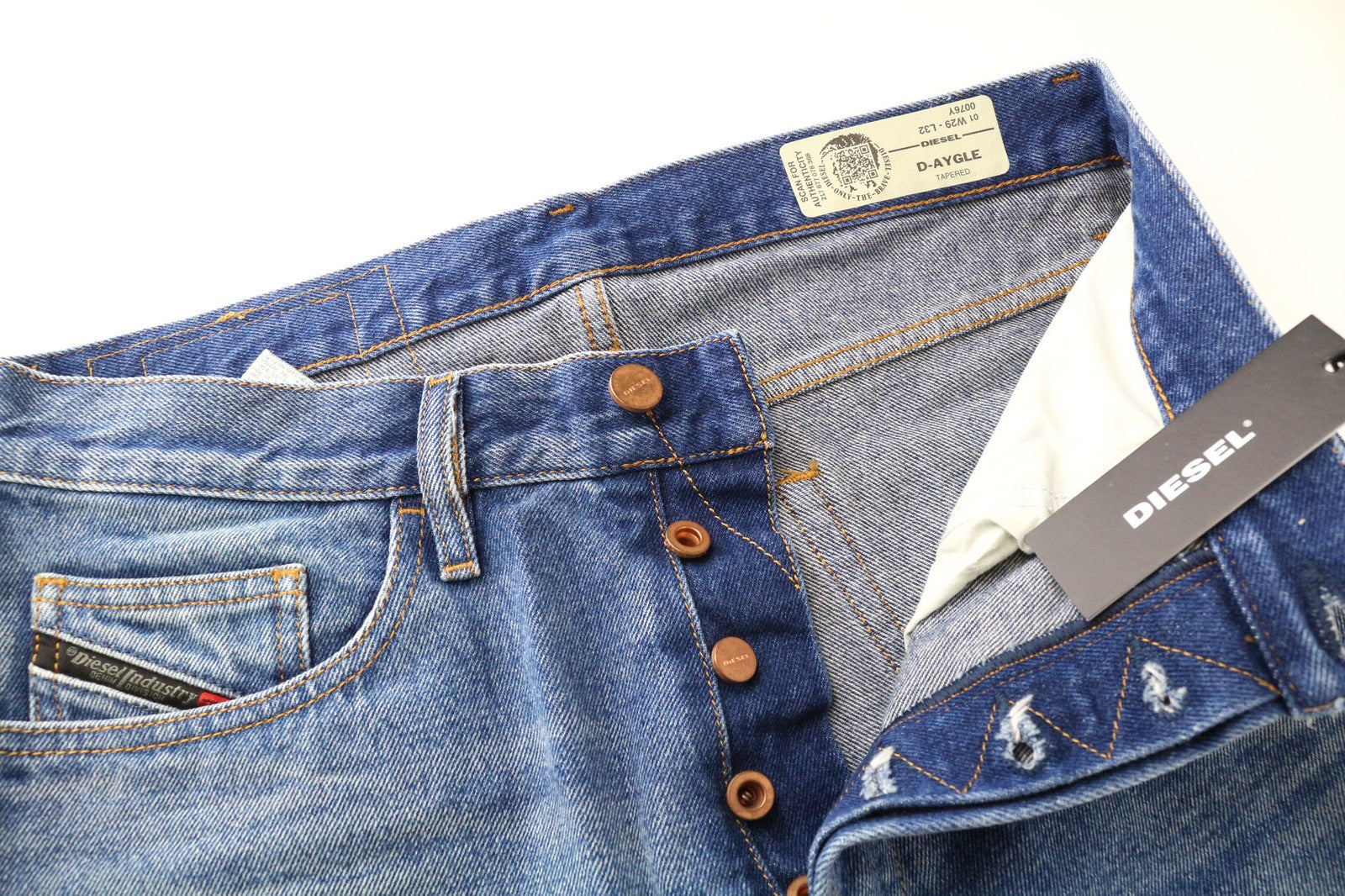 DIESEL D-Aygle 0076Y Men's Jeans W29/L32 Blue Tapered Cut Non-Stretch Buttoned