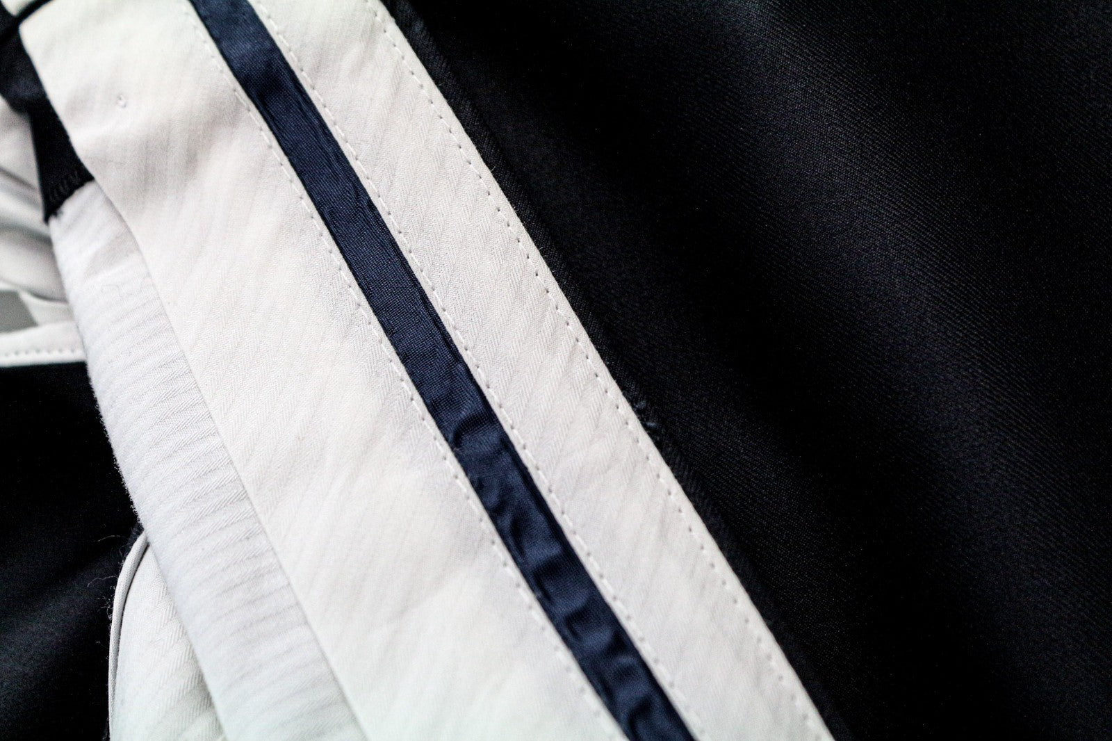 SUITSUPPLY Ferrara Men's Suit UK34R Navy Blue 2 Piece Waistcoat & Trousers Wool