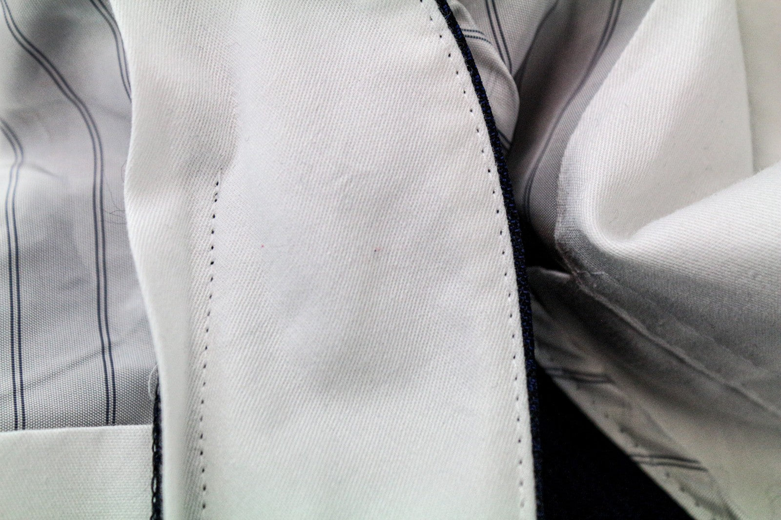 SUITSUPPLY Men's Trousers 44 Blue Checked Pattern Pleated Front Wool Formal