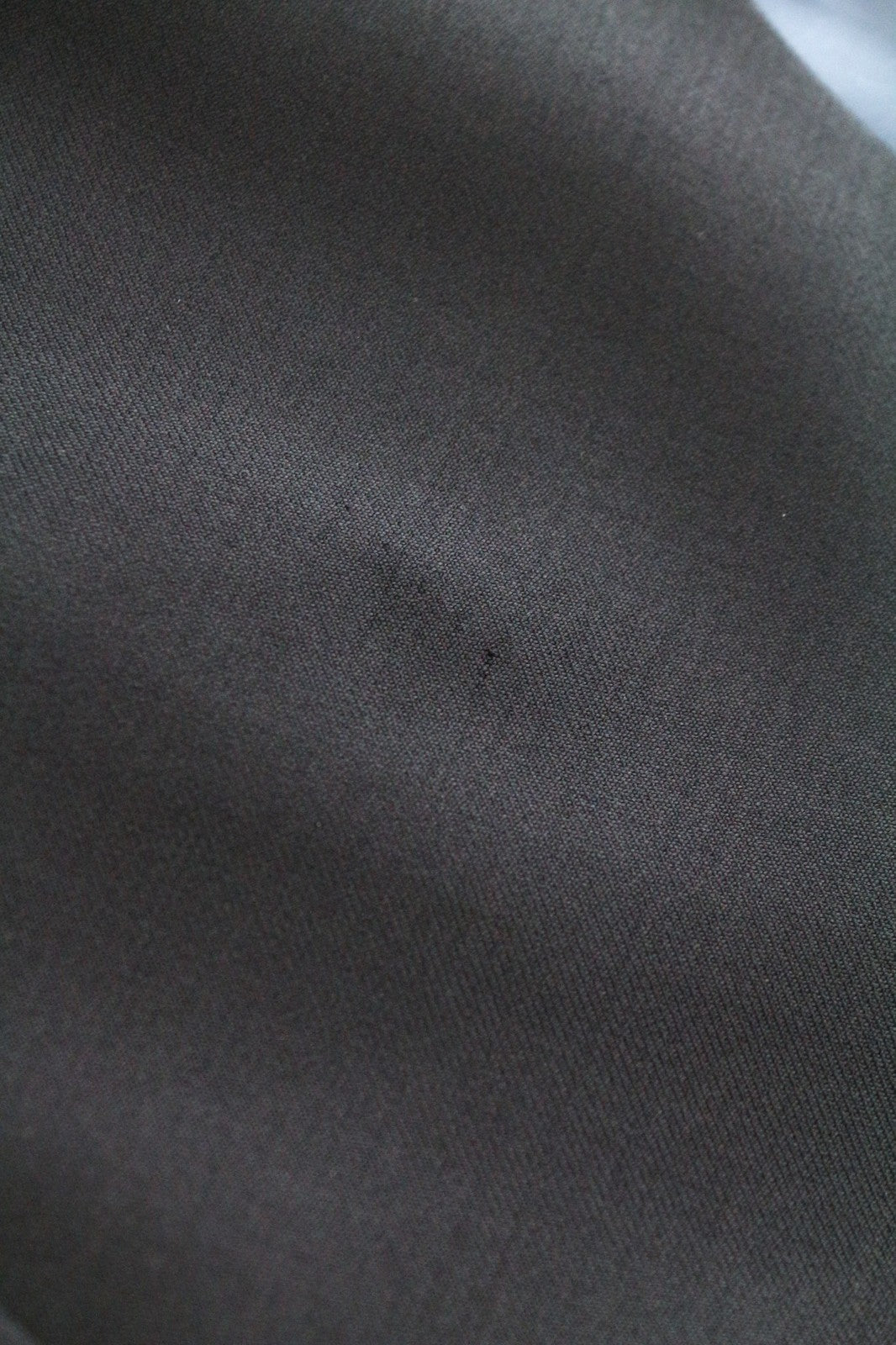 SUITSUPPLY Ferrara vyriška liemenė UK32R grynos vilnos tamsiai mėlyna V formos iškirpte kostiumo liemenė 