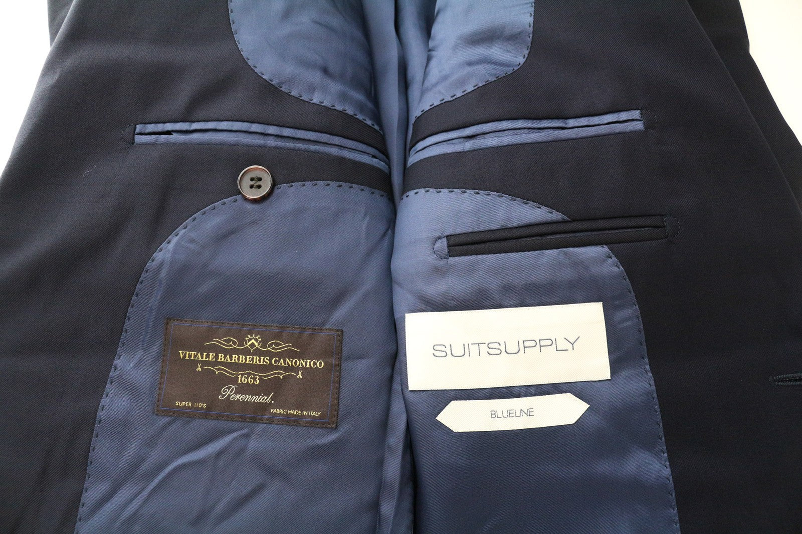 „SUITSUPPLY Lazio Blueline“ vyriškas švarkas, UK36L, tamsiai mėlynas, su pamušalu, vienos krūtinės. 
