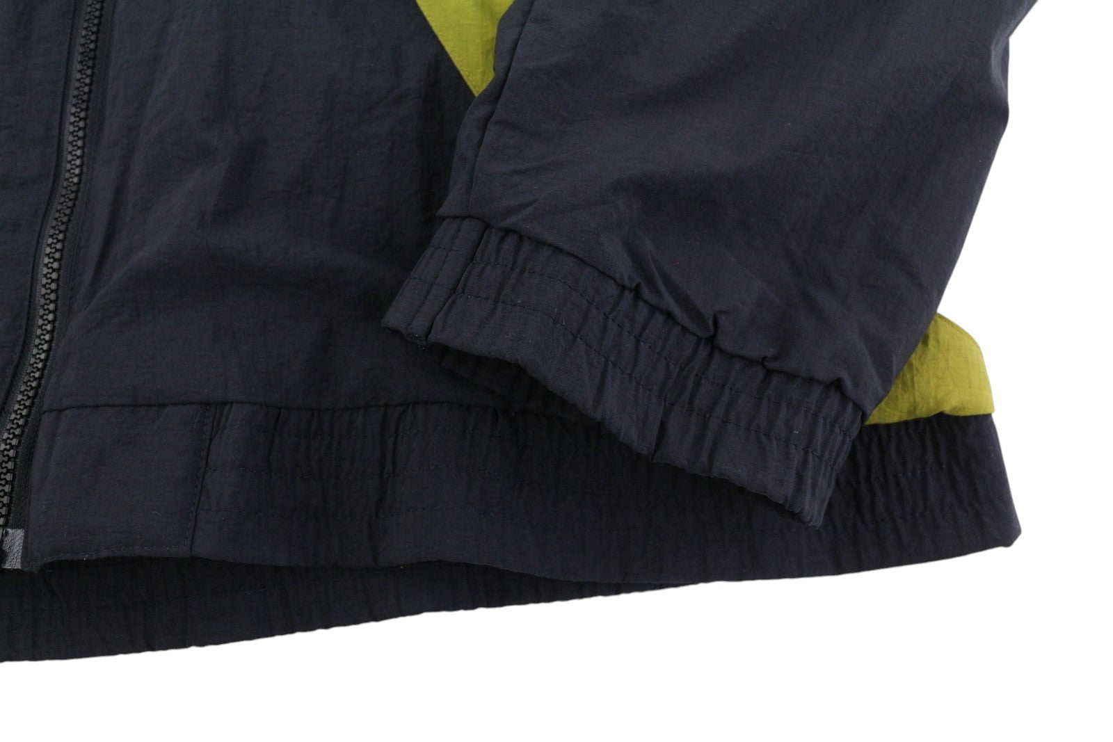 ADIDAS Men Jacket UK44/46 Vintage Black Full Zip Lined Front Logo Lightweight