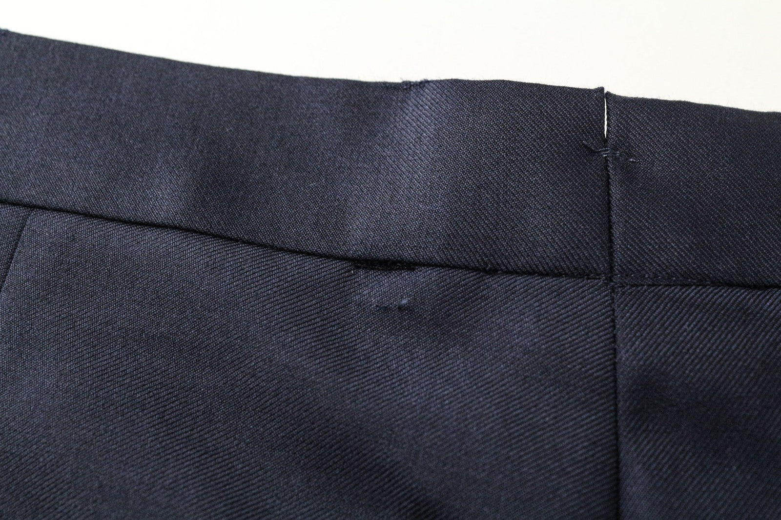 SUITSUPPLY Brescia Men's Trousers UK38R Navy Blue Pure Wool Pleated Formal