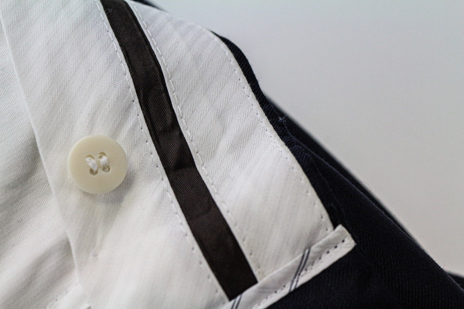 SUITSUPPLY Brescia Men's Trousers UK38R Navy Blue Pure Wool Pleated Formal