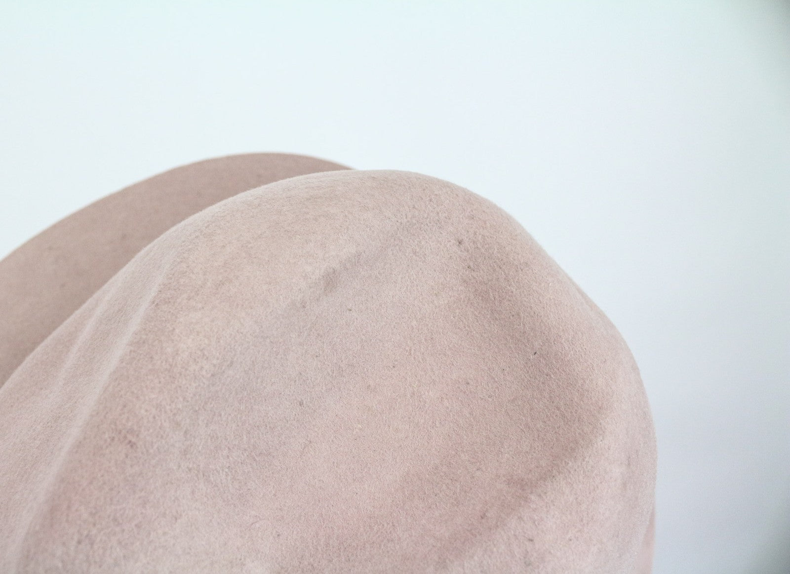 MAISON SCOTCH Women's Hat OS Light Pink Wool Panama Everyday Star Pins Design