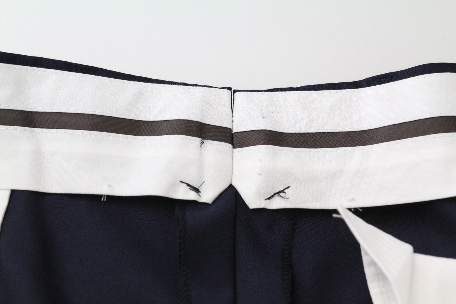 SUITSUPPLY Brescia Men's Trousers UK50R Wool Dark Blue Pleated Classic Look