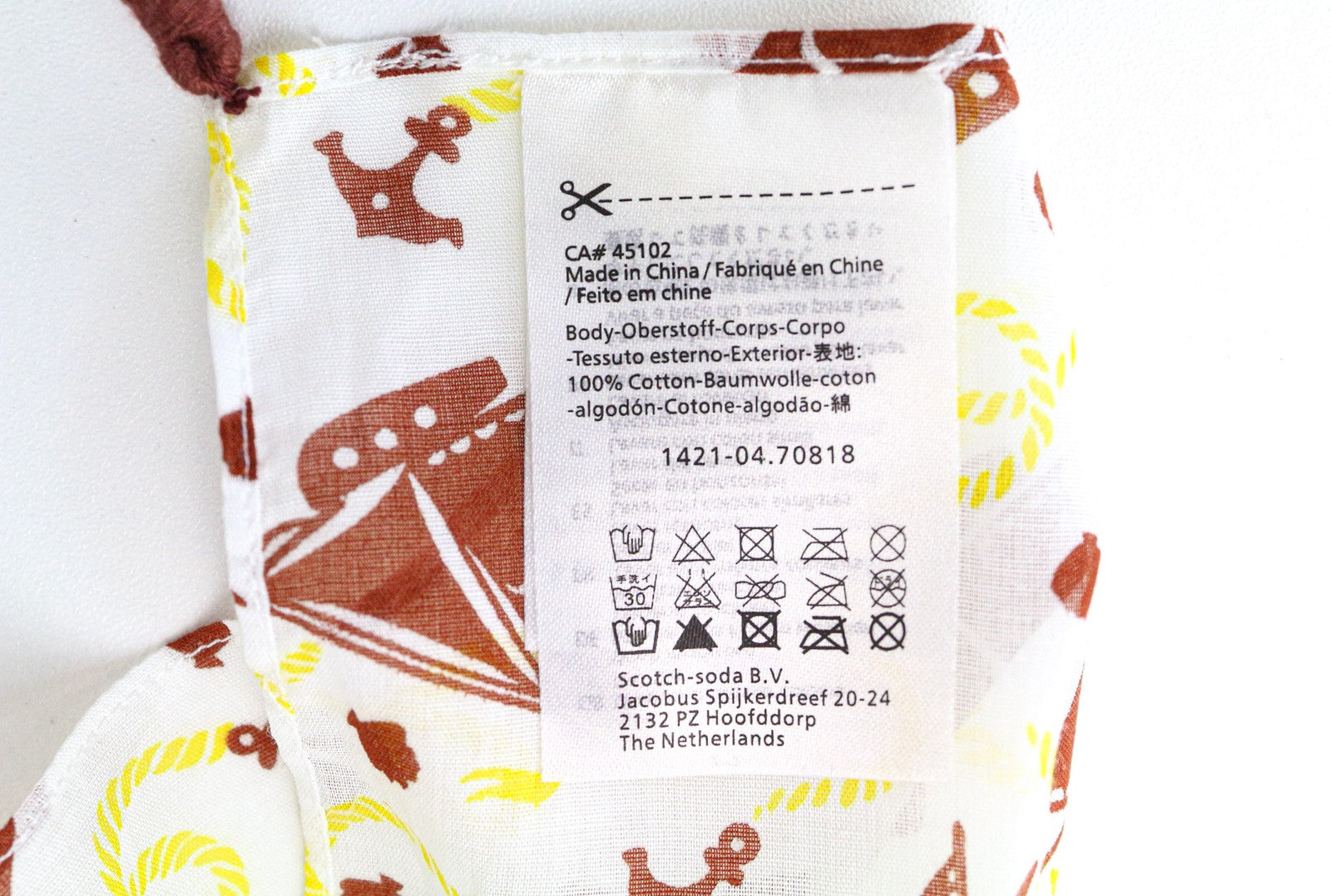 MAISON SCOTCH Women Scarf OS White Pure Cotton Sailboat Print Tassel