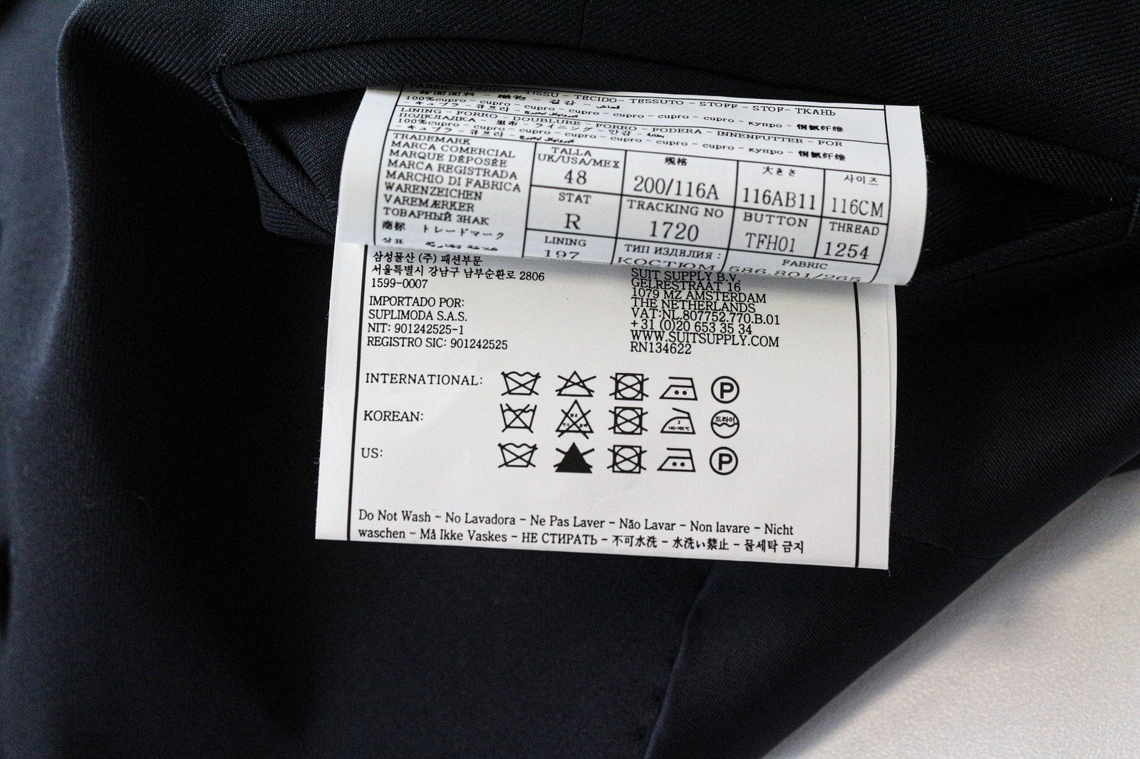 SUITSUPPLY Ferrara vyriška liemenė UK48R tamsiai mėlyna vilnonė vienaeilė V formos iškirpte 