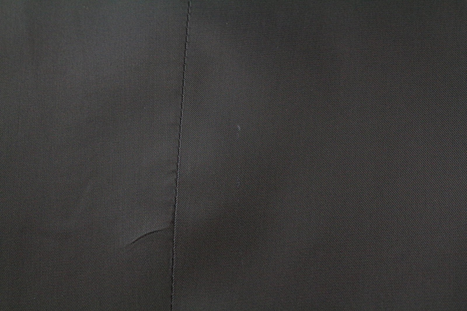 SUITSUPPLY Ferrara vyriška liemenė UK48R tamsiai mėlyna vilnonė vienaeilė V formos iškirpte 