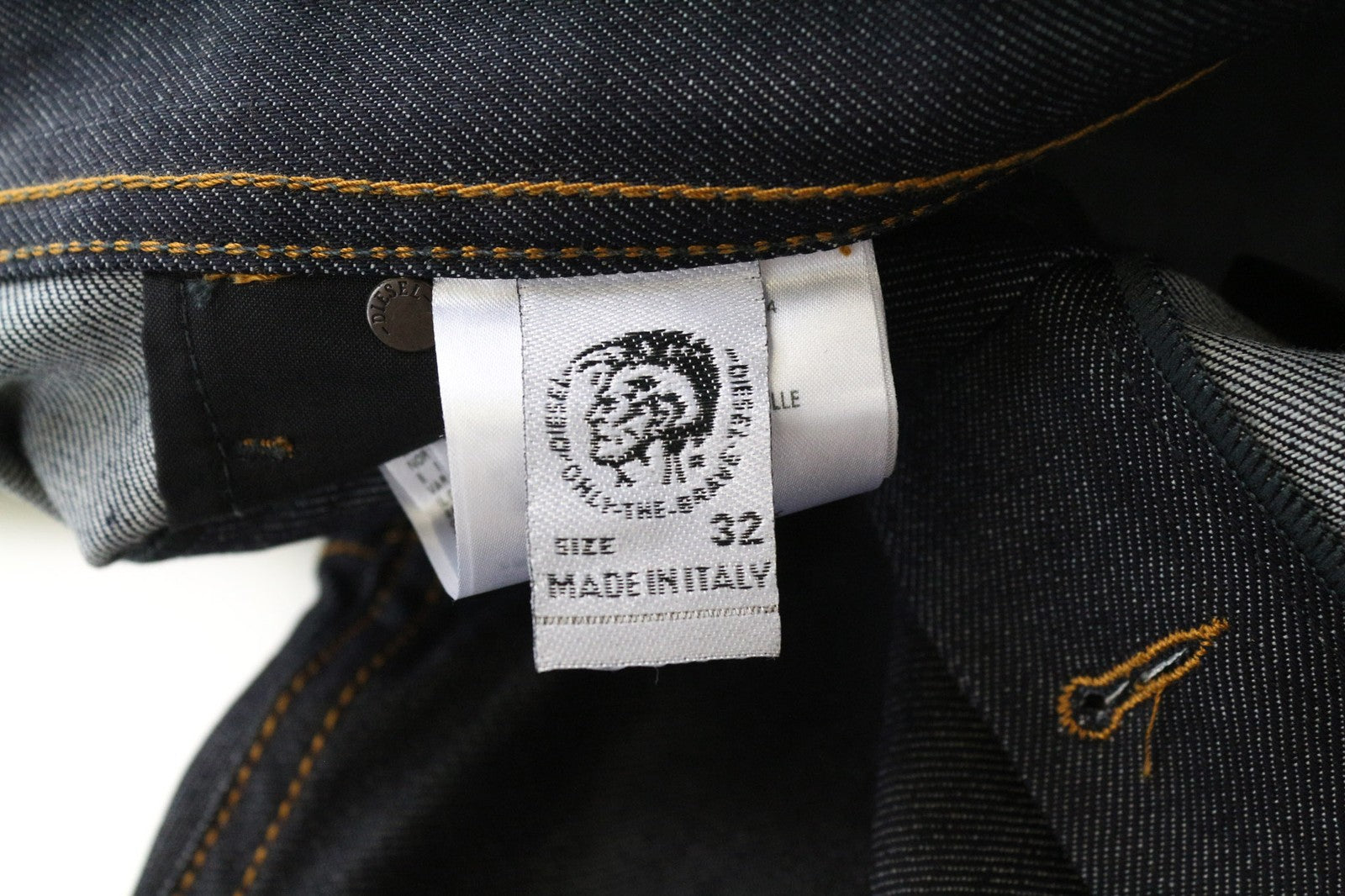 DIESEL Rhial-R R8E50 Men's Jeans W32/L32 Slim Carrot Fit Dark Blue Cotton