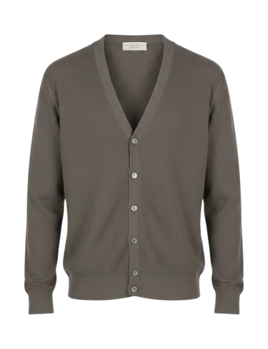 Grauer Wollpullover