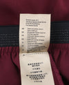 Rote Polyesterhose
