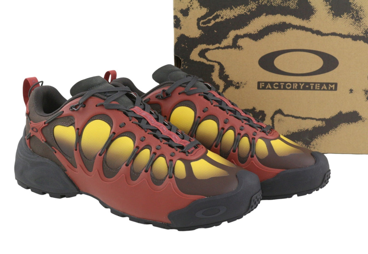Stiefel x Oakley Factory Team Ibex
